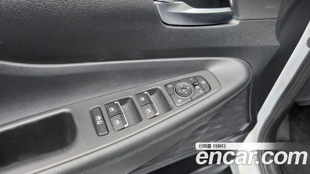 Hyundai Santa Fe Gasoline 2.5T 2WD Prestige 2021 — фото 17