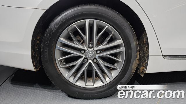 Hyundai Grandeur (IG) 3.0 LPi Modern (Rental Car) 2019 — фото 5