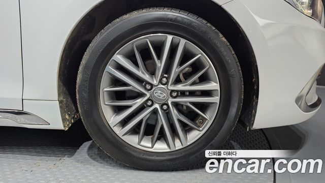 Hyundai Grandeur (IG) 3.0 LPi Modern (Rental Car) 2019 — фото 21
