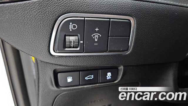 Hyundai Grandeur (IG) 3.0 LPi Modern (Rental Car) 2019 — фото 27