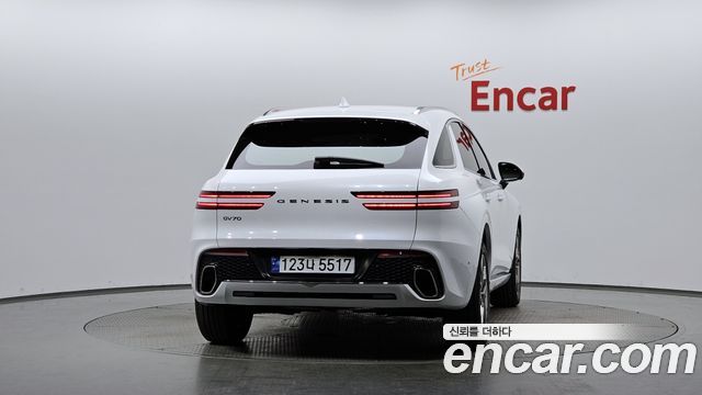 Genesis GV70 2.5T Gasoline 2WD 2023 — фото 4