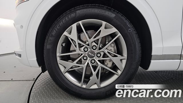 Genesis GV70 2.5T Gasoline 2WD 2023 — фото 5