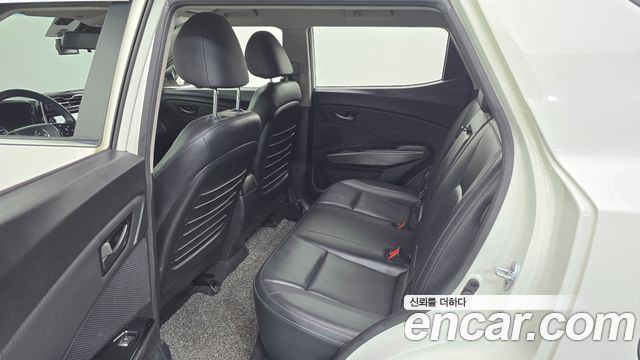 KG Mobility (SsangYong) Tivoli Air 1.5 A3 2WD 2021 — фото 11