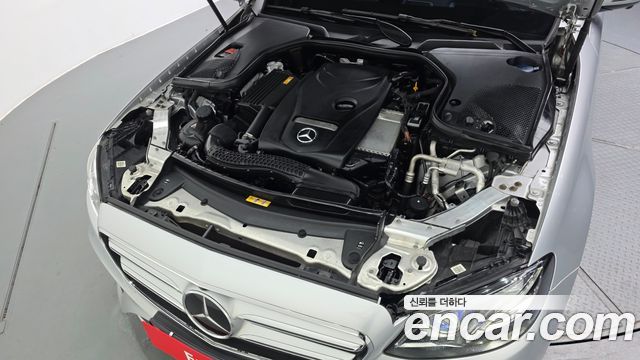 Mercedes-Benz E-Class (W213) E300 4MATIC AMG Line 2020 — фото 6