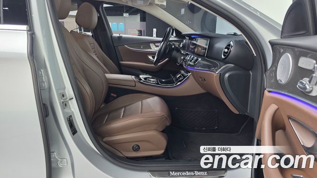 Mercedes-Benz E-Class (W213) E300 4MATIC AMG Line 2020 — фото 15