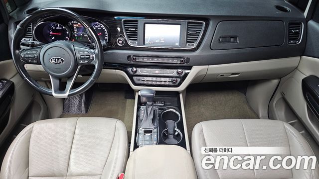 Kia Carnival 9-Seater Noblesse Special 2019 — фото 7