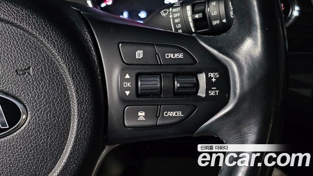 Kia Carnival 9-Seater Noblesse Special 2019 — фото 17