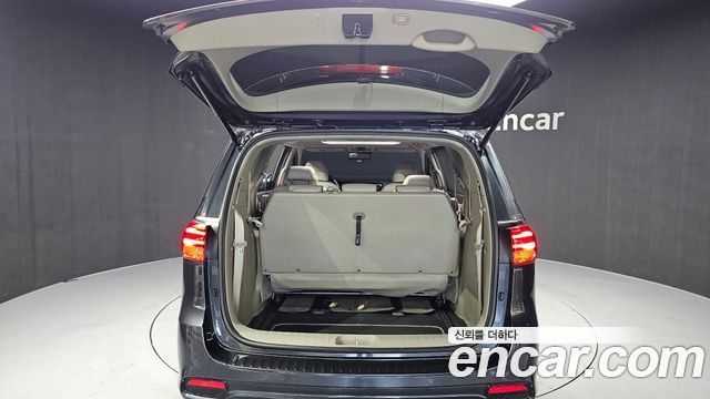 Kia Carnival 9-Seater Noblesse Special 2019 — фото 36