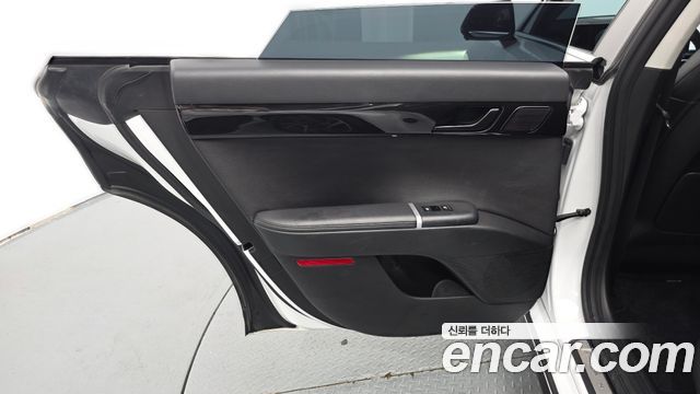 Hyundai Grandeur Hybrid (GN7) Premium 2023 — фото 25