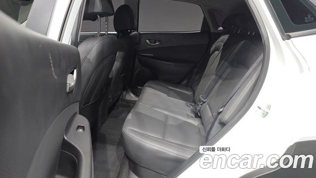 Hyundai Kona 1.6 Turbo 2WD Modern pop 2019 — фото 12
