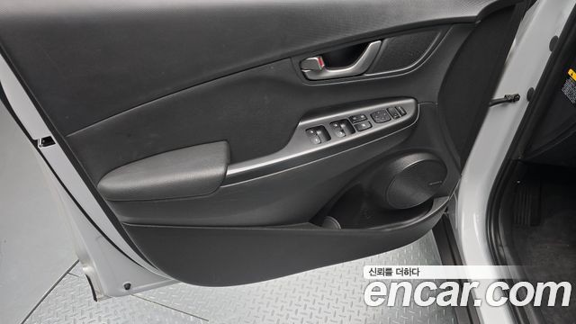 Hyundai Kona 1.6 Turbo 2WD Modern pop 2019 — фото 24