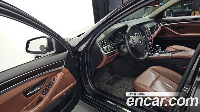 BMW 5 Series (F10) 525d 2013 — фото 10
