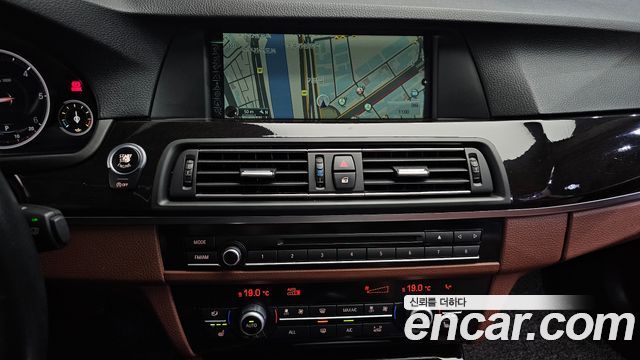 BMW 5 Series (F10) 525d 2013 — фото 14