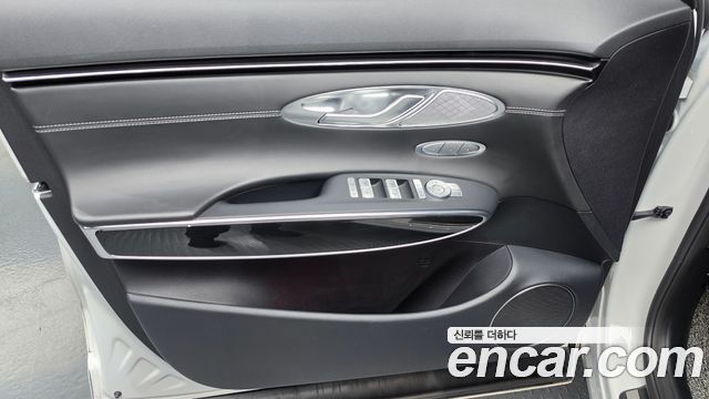 Genesis GV70 2.5T Gasoline AWD 2023 — фото 24