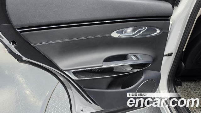 Genesis GV70 2.5T Gasoline AWD 2023 — фото 25