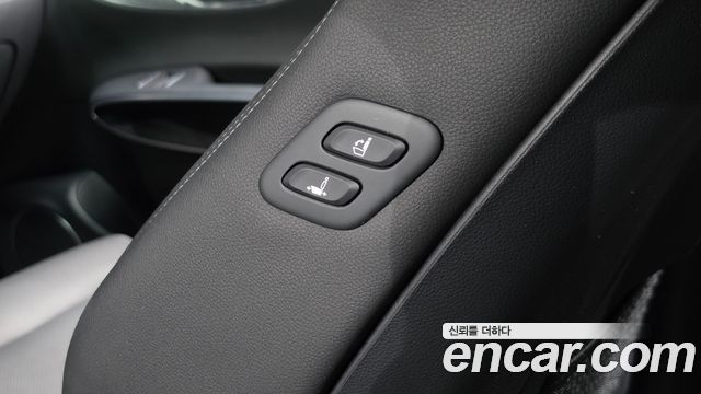 Genesis GV70 2.5T Gasoline AWD 2023 — фото 29