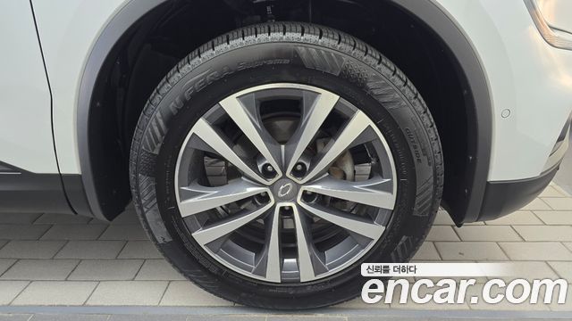 Renault Korea QM6 2.0 LPe LE 2WD 2020 — фото 21