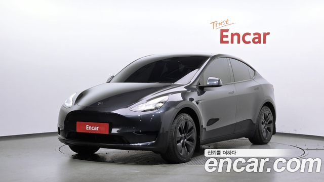 Tesla Model Y RWD