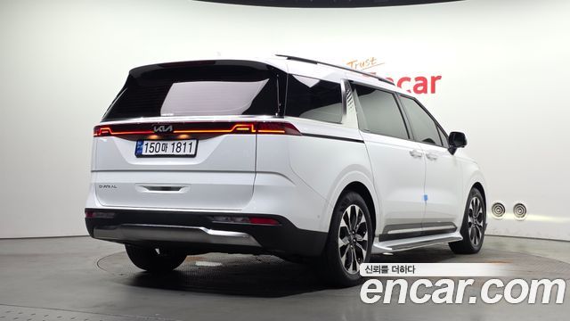 Kia Carnival (IV) Gasoline 7-Seater Signature 2023 — фото 2