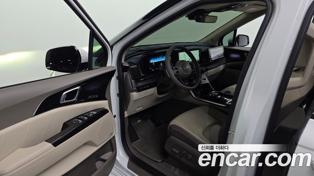 Kia Carnival (IV) Gasoline 7-Seater Signature 2023 — фото 10