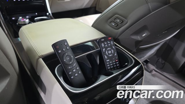 Kia Carnival (IV) Gasoline 7-Seater Signature 2023 — фото 19