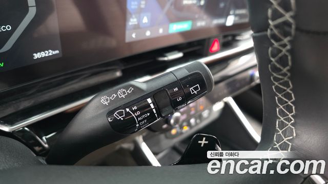 Kia Carnival (IV) HEV 9seater Gravity 2025 — фото 28