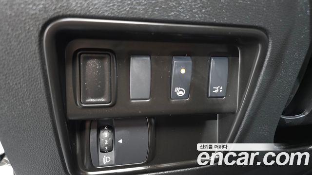 Renault Korea QM6 Diesel 2WD LE 2019 — фото 11
