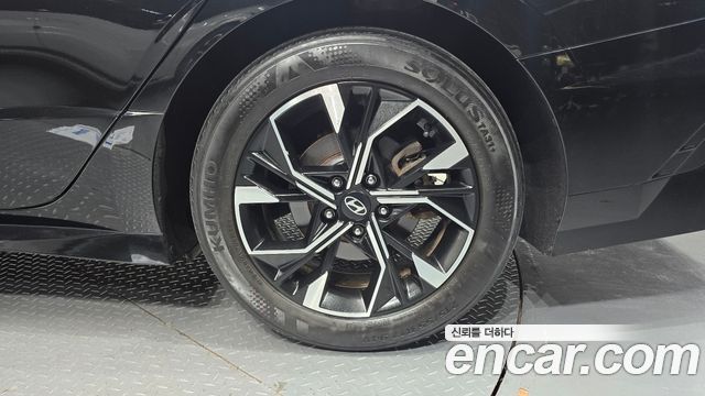 Hyundai Sonata The Edge (DN8) 2.0 Exclusive 2024 — фото 21