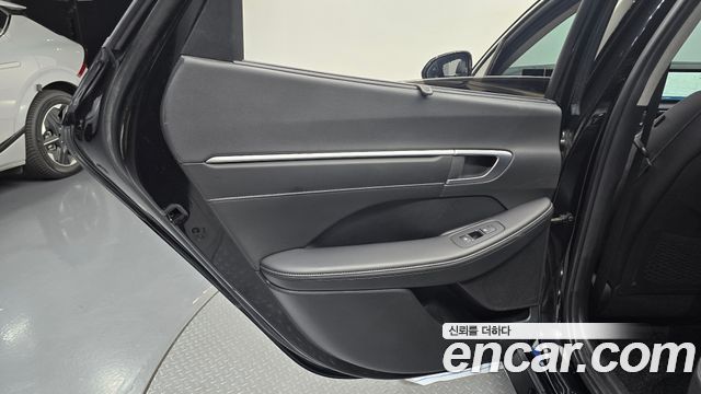 Hyundai Sonata The Edge (DN8) 2.0 Exclusive 2024 — фото 25