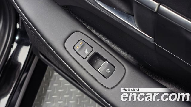Hyundai Sonata The Edge (DN8) 2.0 Exclusive 2024 — фото 30