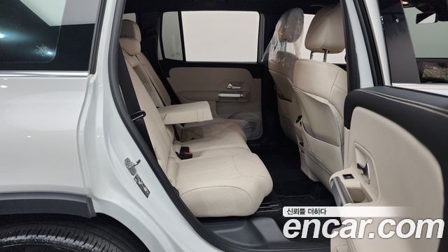 Mercedes-Benz GLB-Class (X247) GLB200 d 2024 — фото 15