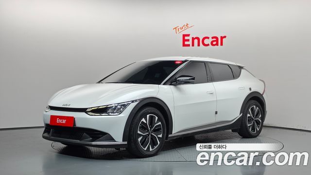 Kia EV6 Long Range 4WD Air 2023 — фото 1