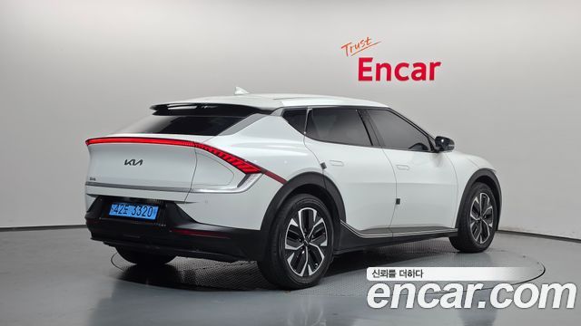 Kia EV6 Long Range 4WD Air 2023 — фото 2