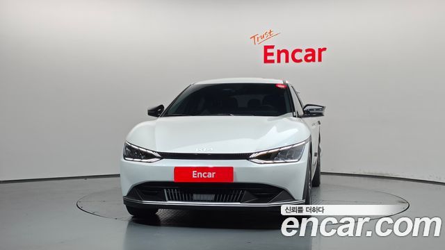 Kia EV6 Long Range 4WD Air 2023 — фото 3