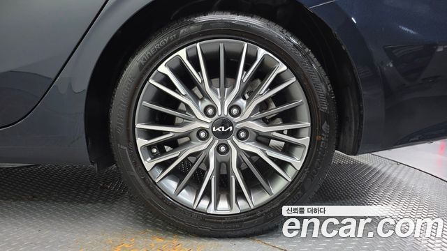 Kia K3 (II) 1.6 Noblesse 2022 — фото 21