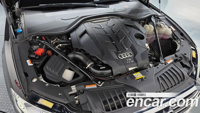 Audi A8 (D5) 60 TFSI Quattro LWB 2021 — фото 6