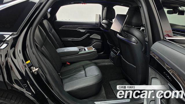 Audi A8 (D5) 60 TFSI Quattro LWB 2021 — фото 11