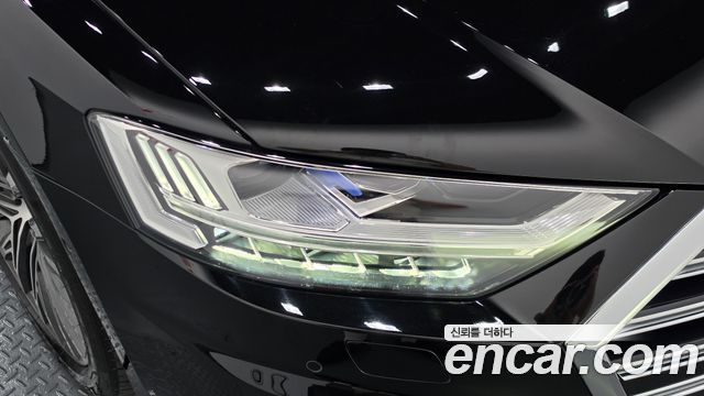 Audi A8 (D5) 60 TFSI Quattro LWB 2021 — фото 22