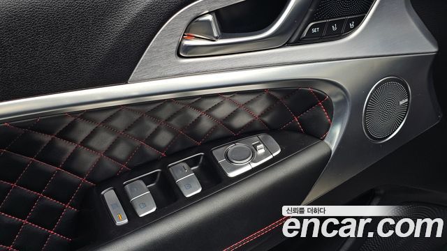Genesis G70 2.0T AWD Sport Package 2018 — фото 30