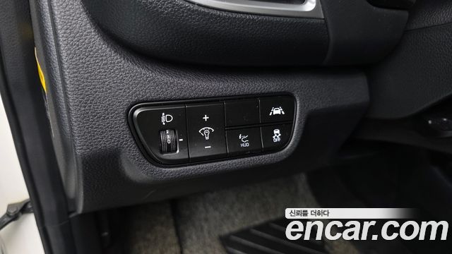 Kia Seltos Gasoline 1.6 Turbo 2WD Noblesse 2020 — фото 12