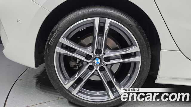 BMW 1 Series (F40) 120i M Sports 2021 — фото 5