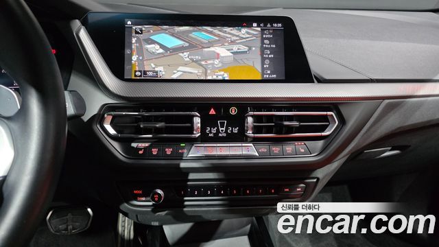 BMW 1 Series (F40) 120i M Sports 2021 — фото 19