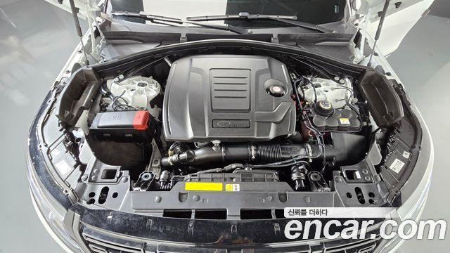 Land Rover Range Rover Velar 2.0 P250 Dynamic SE 2026 — фото 6