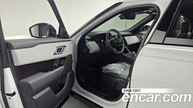 Land Rover Range Rover Velar 2.0 P250 Dynamic SE 2026 — фото 10