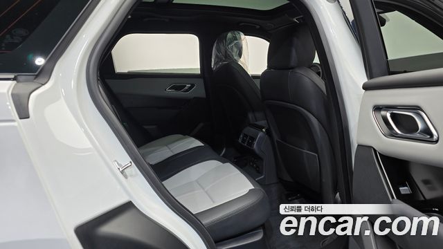 Land Rover Range Rover Velar 2.0 P250 Dynamic SE 2026 — фото 15