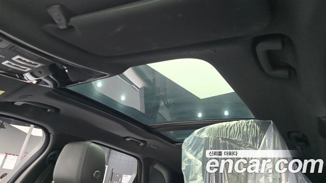 Land Rover Range Rover Velar 2.0 P250 Dynamic SE 2026 — фото 23