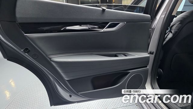 Genesis G80 (RG3) Gasoline 2.5 Turbo AWD 2021 — фото 25