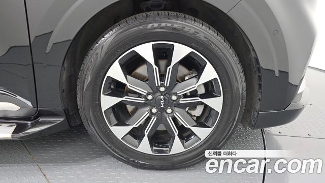 Kia Carnival (IV) Gasoline 7-Seater Hi-Limousine Signature 2023 — фото 21
