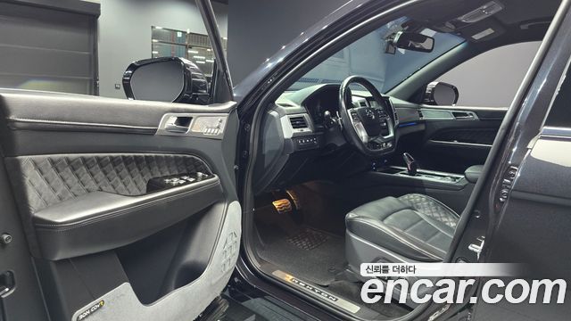 KG Mobility (SsangYong) Rexton Diesel 2.2 4WD The Black 2023 — фото 10