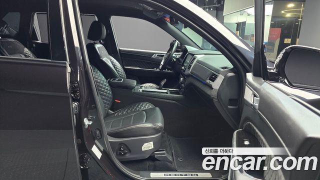 KG Mobility (SsangYong) Rexton Diesel 2.2 4WD The Black 2023 — фото 15